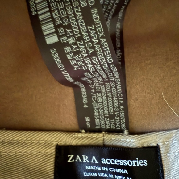 Zara Feathered Hat 🤍💙 - Picture 6 of 6